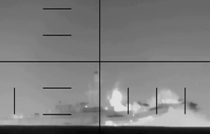 При атаке США на иранский эсминец погибли не менее 104 моряков
