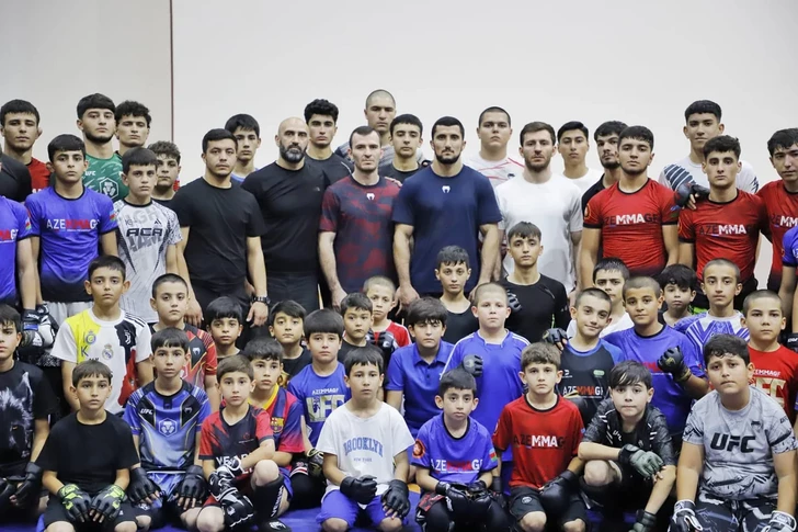 Media.az - Новости Азербайджана - Азербайджанский боец UFC Фарман Гасанов провел мастер-класс в Нахчыване