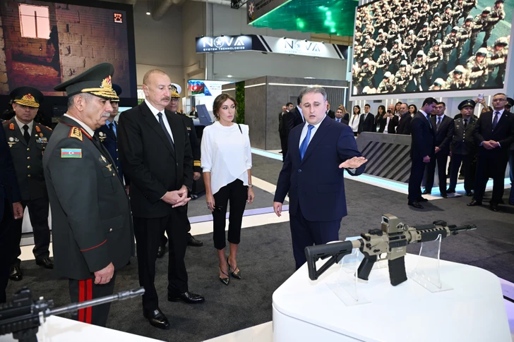 Media.az - Новости Азербайджана - Президент Ильхам Алиев ознакомился с выставками ADEX 2026 и Securex Caspian