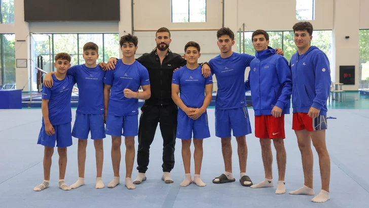 Две звезды азербайджанского спорта встретились в преддверии UFC Fight Night Baku