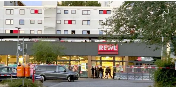 Media.az - Новости Азербайджана - В Германии мужчина захватил женщину в заложники в супермаркете