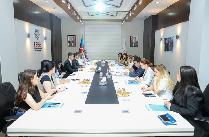 TƏBİB провел встречу с представителями СМИ в формате открытого диалога