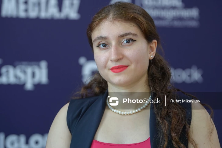 Media.az - Новости Азербайджана - Почему плавание не исправляет сколиоз, а 10 000 шагов подходят не всем? – Интервью с Айсель Рагимли