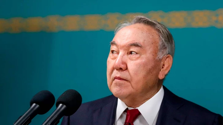 В Казахстане лишили Нурсултана Назарбаева пожизненного права обращаться к народу