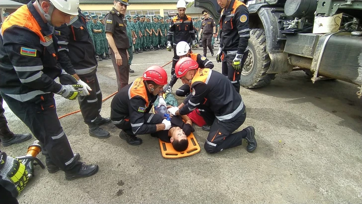 Media.az - Новости Азербайджана - МЧС провело учение с пограничниками по ликвидации последствий ДТП и пожаров в Лянкяране