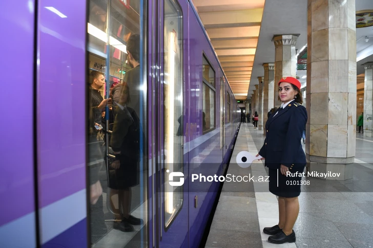 Бакинский метрополитен расследует инцидент со сбоем напряжения на перегоне между станциями