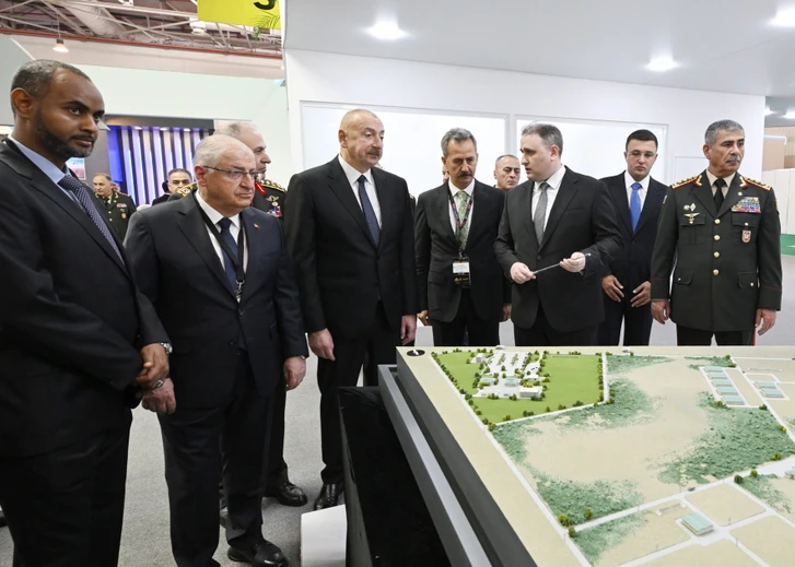Media.az - Новости Азербайджана - Президент Ильхам Алиев ознакомился с V выставкой ADEX-2024 и выставкой Securex Caspian