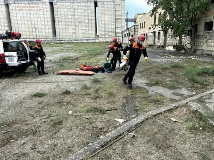 Media.az - Новости Азербайджана - В Сальяне прошли учения по спасению людей из-под завалов на территории предприятия