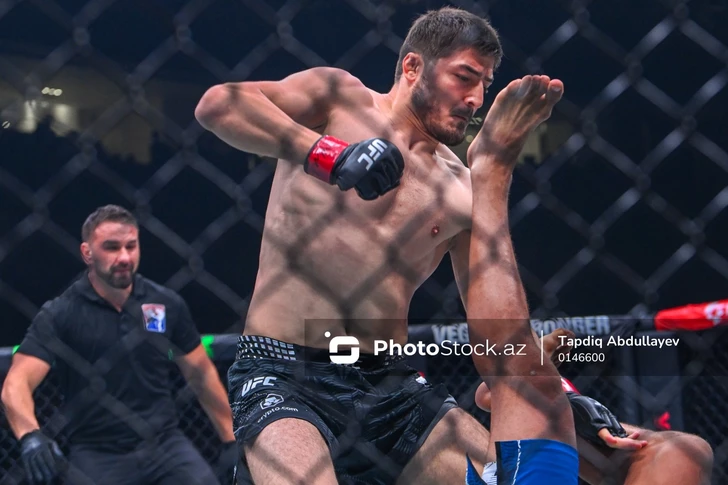 Media.az - Новости Азербайджана - В Баку прошел турнир UFC Fight Night: Рафаэль Физиев одержал победу в главном бою основного карда
