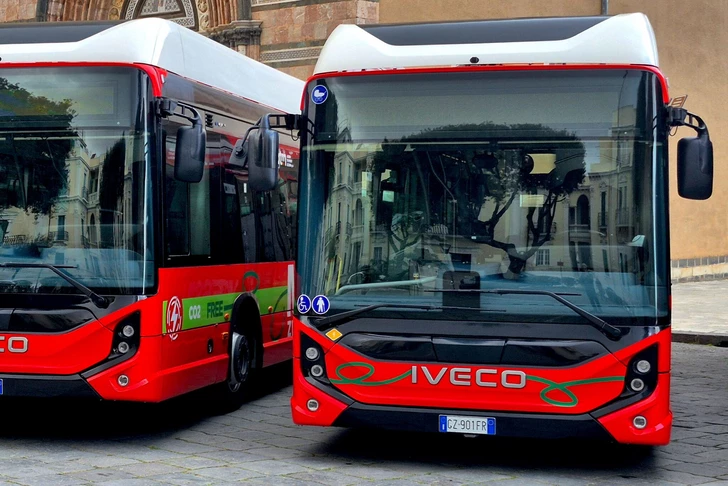 AYNA начала работу по возвращению в эксплуатацию автобусов IVECO в Баку