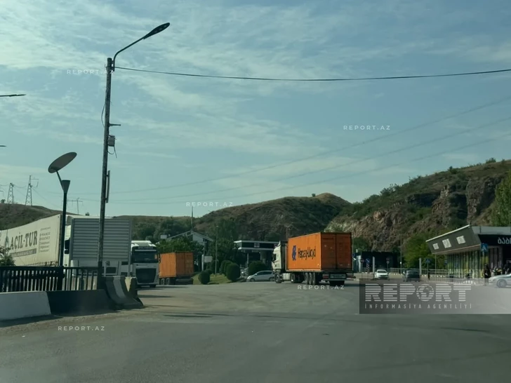 Media.az - Новости Азербайджана - Азербайджанские водители грузовиков застряли на границе с Грузией