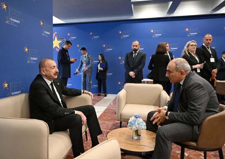 Media.az - Новости Азербайджана - Ильхам Алиев принял участие в церемонии открытия 6-го саммита Европейского политического сообщества