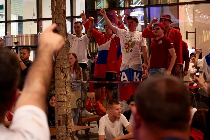 Болельщики сборных Англии и Сербии подрались перед матчем Евро-2024
