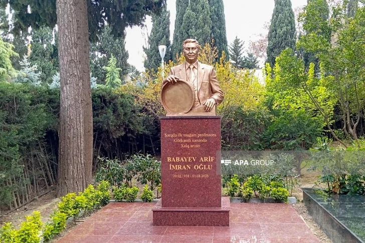 Media.az - Новости Азербайджана - На Аллее почетного захоронения установлен памятник Арифу Бабаеву
