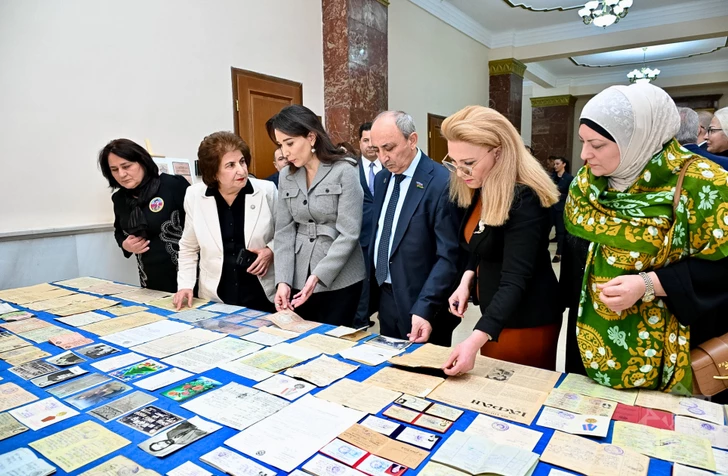 В Аппарате омбудсмена открылась выставка ко Дню геноцида азербайджанцев