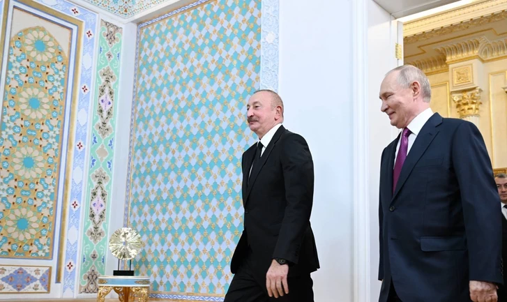 Владимир Путин позвонил Ильхаму Алиеву