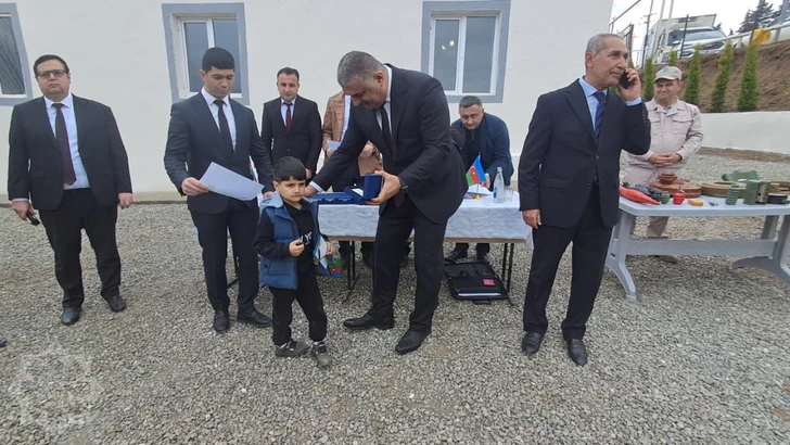 Жителям села Ханоба Ходжавендского района вручены ключи от нового жилья