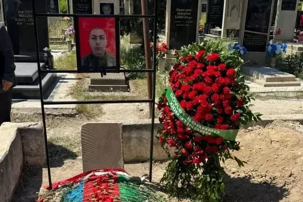В Азербайджане скончался солдат, прослуживший всего 25 дней