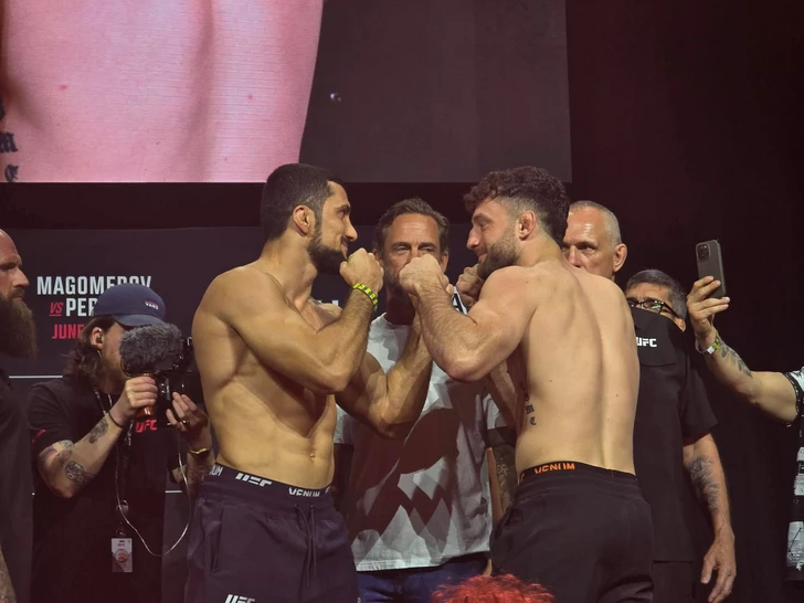 Media.az - Новости Азербайджана - Перед UFC Fight Night в Баку состоялись торжественная церемония взвешивания и битва взглядов