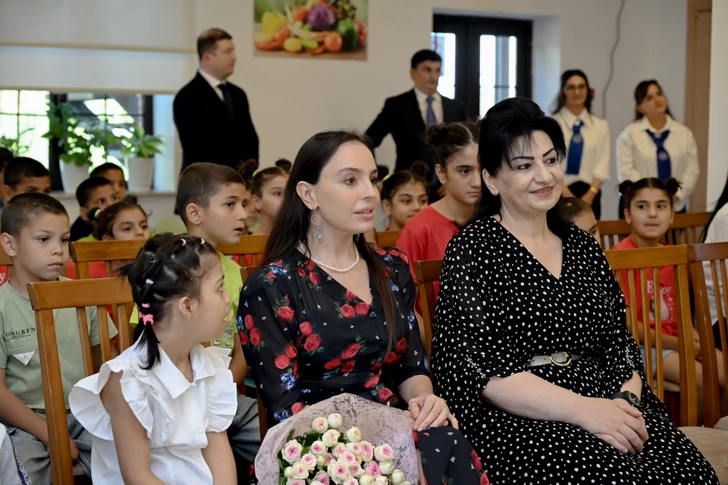 Media.az - Новости Азербайджана - Лейла Алиева встретилась в Шеки с воспитанниками учреждения социальных услуг «Детский дом»