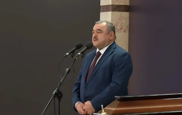 Вице-президент AZAL Ильхам Амиров о предварительном расследовании крушения самолета в Актау