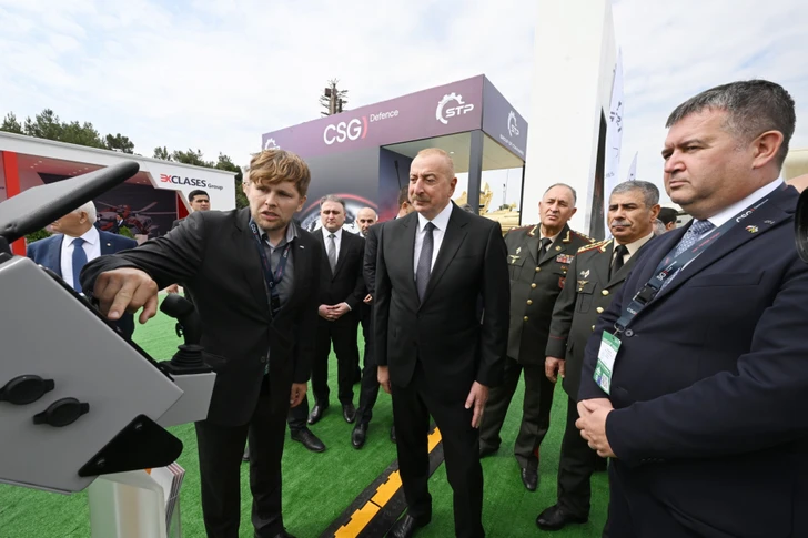 Media.az - Новости Азербайджана - Президент Ильхам Алиев ознакомился с V выставкой ADEX-2024 и выставкой Securex Caspian