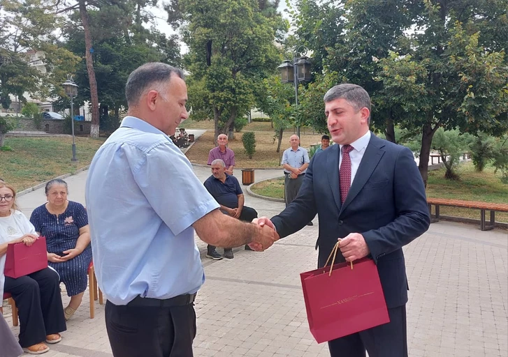 Media.az - Новости Азербайджана - Прибывшим в город Ханкенди семьям вручены ключи от квартир