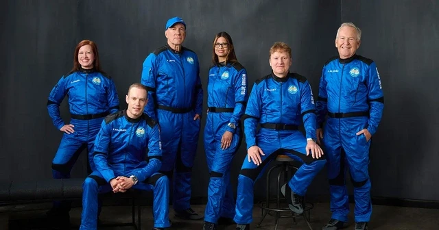 Media.az - Новости Азербайджана - Ракета Blue Origin с туристами совершила суборбитальный полет