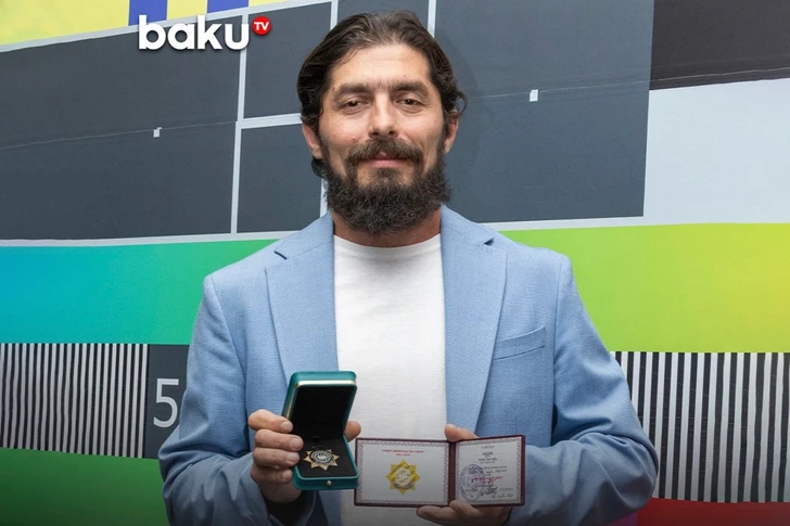 Минобороны наградило сотрудника Baku TV по случаю 150-летия прессы