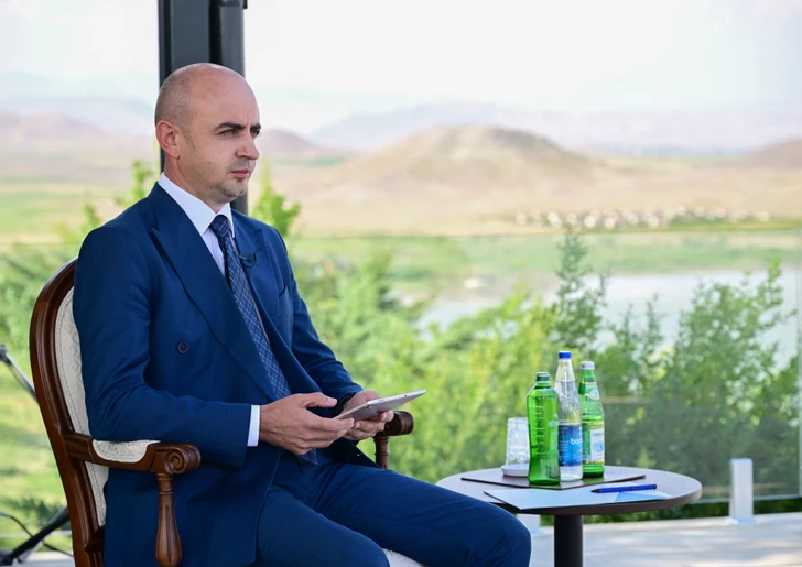 Media.az - Новости Азербайджана - Президент Ильхам Алиев дал интервью Азербайджанскому телевидению