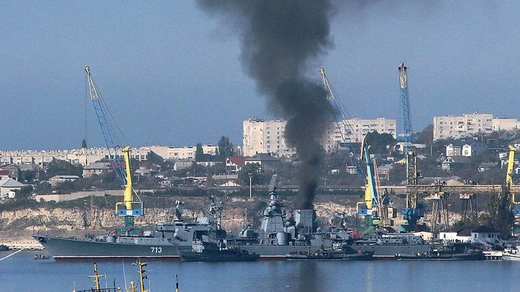 ВСУ атаковали 14 судов «теневого флота» России в Азовском море
