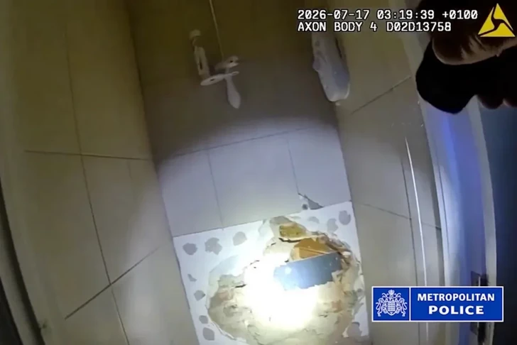 Media.az - Новости Азербайджана - Ограбление через тоннель: в Лондоне похищены драгоценности на сумму более 1,5 млн манатов