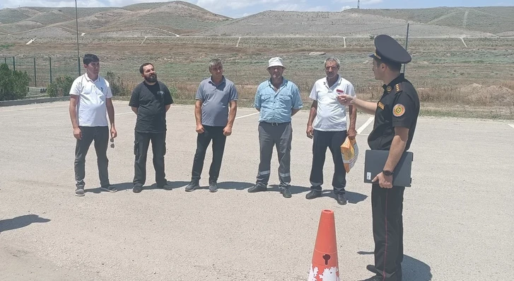 Media.az - Новости Азербайджана - Жителям освобожденных территорий напомнили о правилах пожарной безопасности