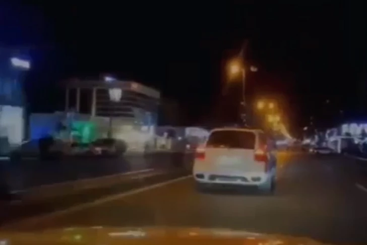 В Баку арестован водитель Porsche за автохулиганство и нарушение ПДД
