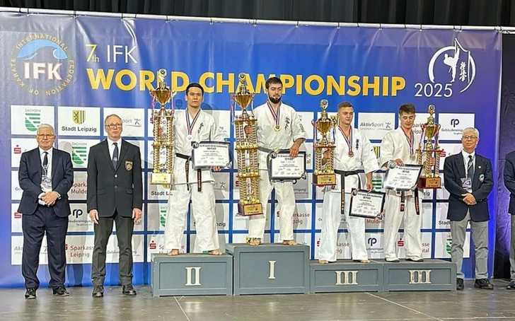 Азербайджанские каратисты завоевали четыре медали на чемпионате мира в Германии