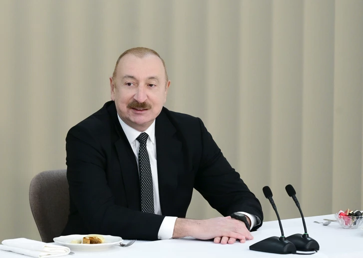 Media.az - Новости Азербайджана - Президент поучаствовал в открытии 2го жилого комплекса в Агдаме