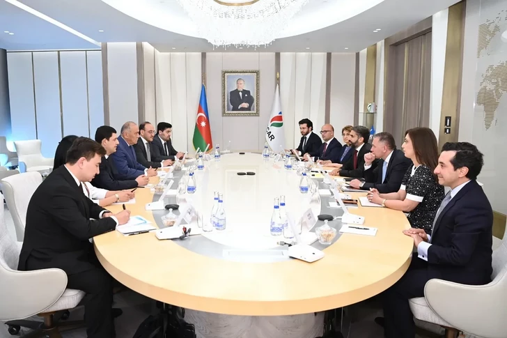 SOCAR и «Узбекнефтегаз» обсудили предстоящие работы по проекту «Устюрт»