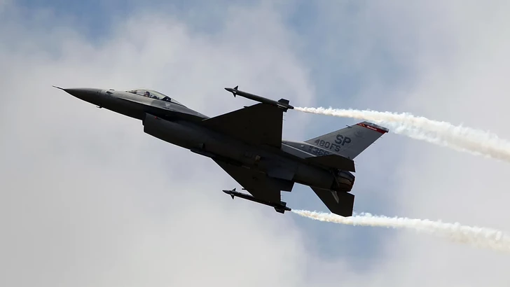США нанесли удары по военному объекту в Иране - СМИ