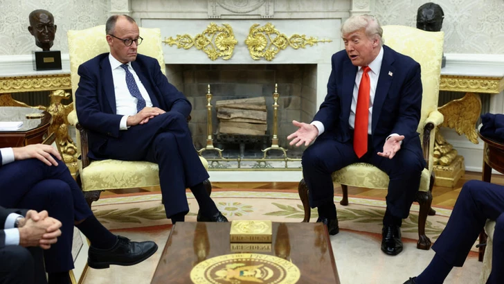 Мерц подарил Трампу копию торгового соглашения между США и Пруссией