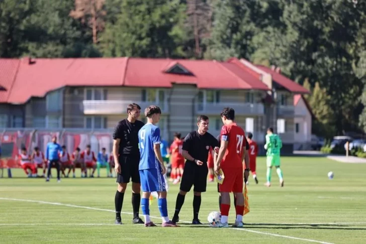 Сборная Азербайджана U-17 проиграла Молдове на товарищеском турнире