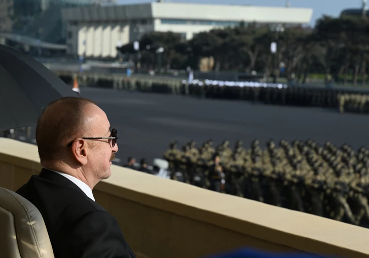 Media.az - Новости Азербайджана - Президент Ильхам Алиев выступил на военном параде, посвященном пятой годовщине Победы