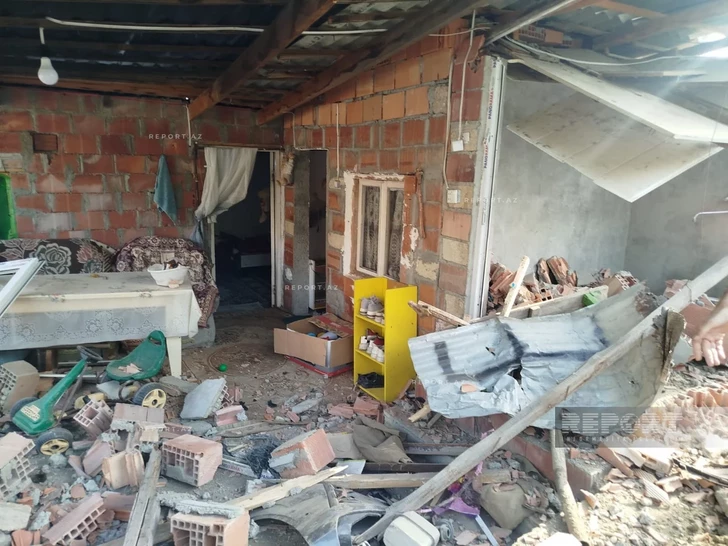Media.az - Новости Азербайджана - В Барде автомобиль врезался в жилой дом, пострадали три человека