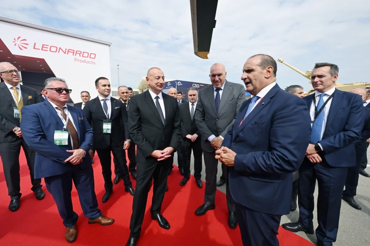 Media.az - Новости Азербайджана - Президент Ильхам Алиев ознакомился с V выставкой ADEX-2024 и выставкой Securex Caspian