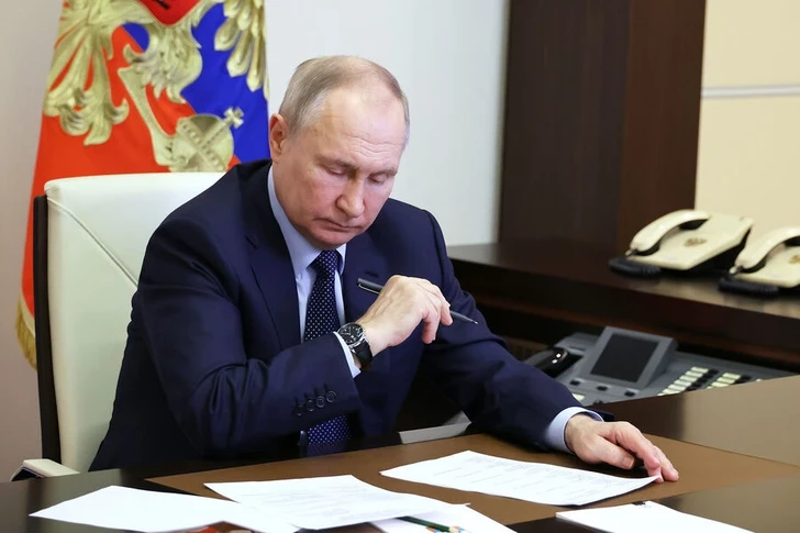 Путин заявил о готовности России вывести военную базу из Армении