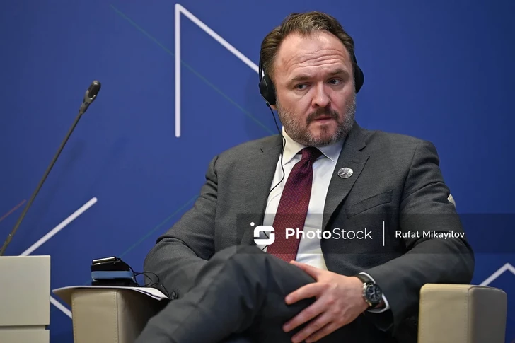 Еврокомиссия просит не спешить с закупками газа для сдерживания цен - СМИ