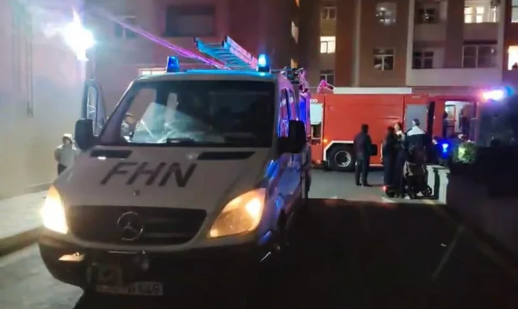 Media.az - Новости Азербайджана - Пожар на 11-м этаже многоэтажки в Баку: жильцов срочно эвакуировали