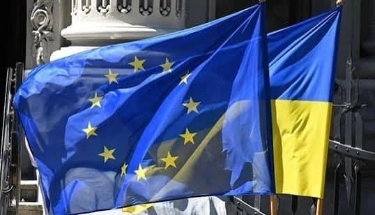 Еврокомиссия перечисляет Украине очередной транш на оборонные нужды в размере 3,3 млрд евро