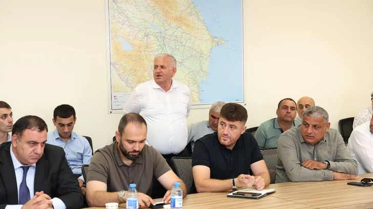 Media.az - Новости Азербайджана - В Азербайджане обсуждены меры стимулирования инвестиций и промышленного развития в регионах страны