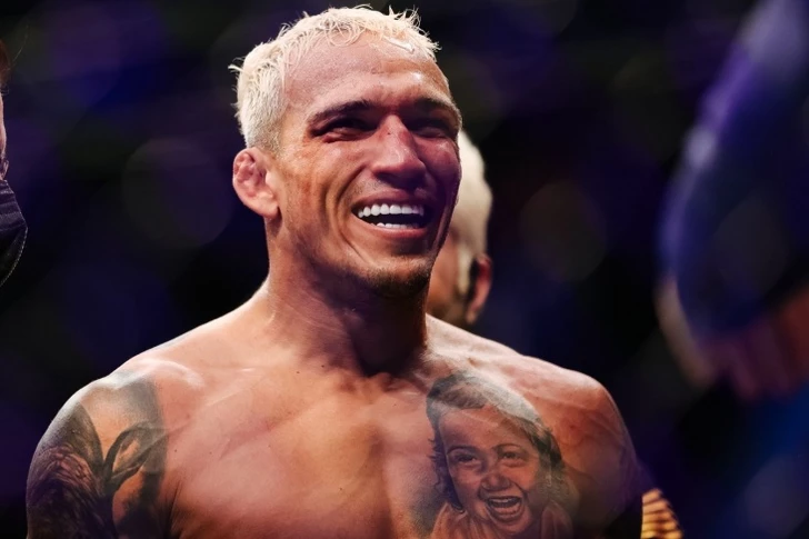 Чарльз Оливейра заявил о желании подраться с Макгрегором на турнире UFC в Белом доме