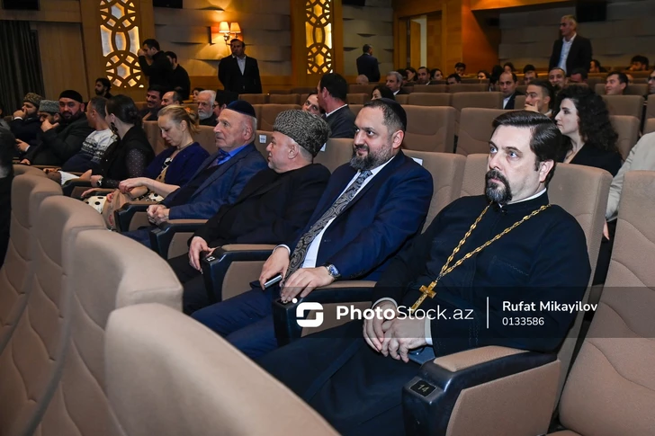 Media.az - Новости Азербайджана - Когда вера не разделяет: история дружбы длиною в 15 лет